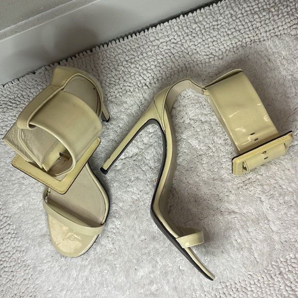 GUCCI size 38 off white/beige - Picture 3 of 4
